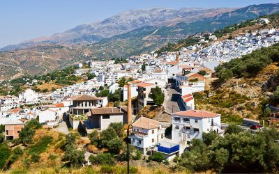 Discovering Competa: A Guide to the Famous White Village